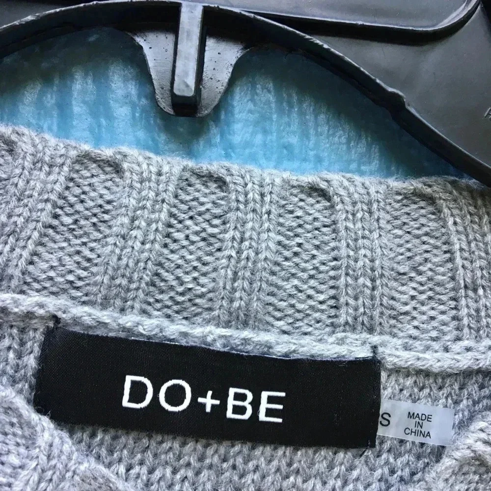 NWT Doe + Be Grey Cable Knit Crewneck Sweater S